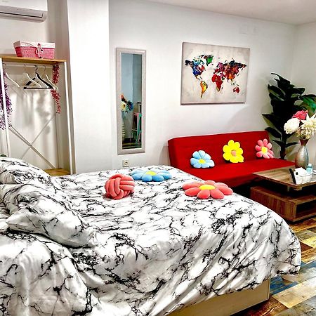 Lourdes'S Home Granada Bagian luar foto